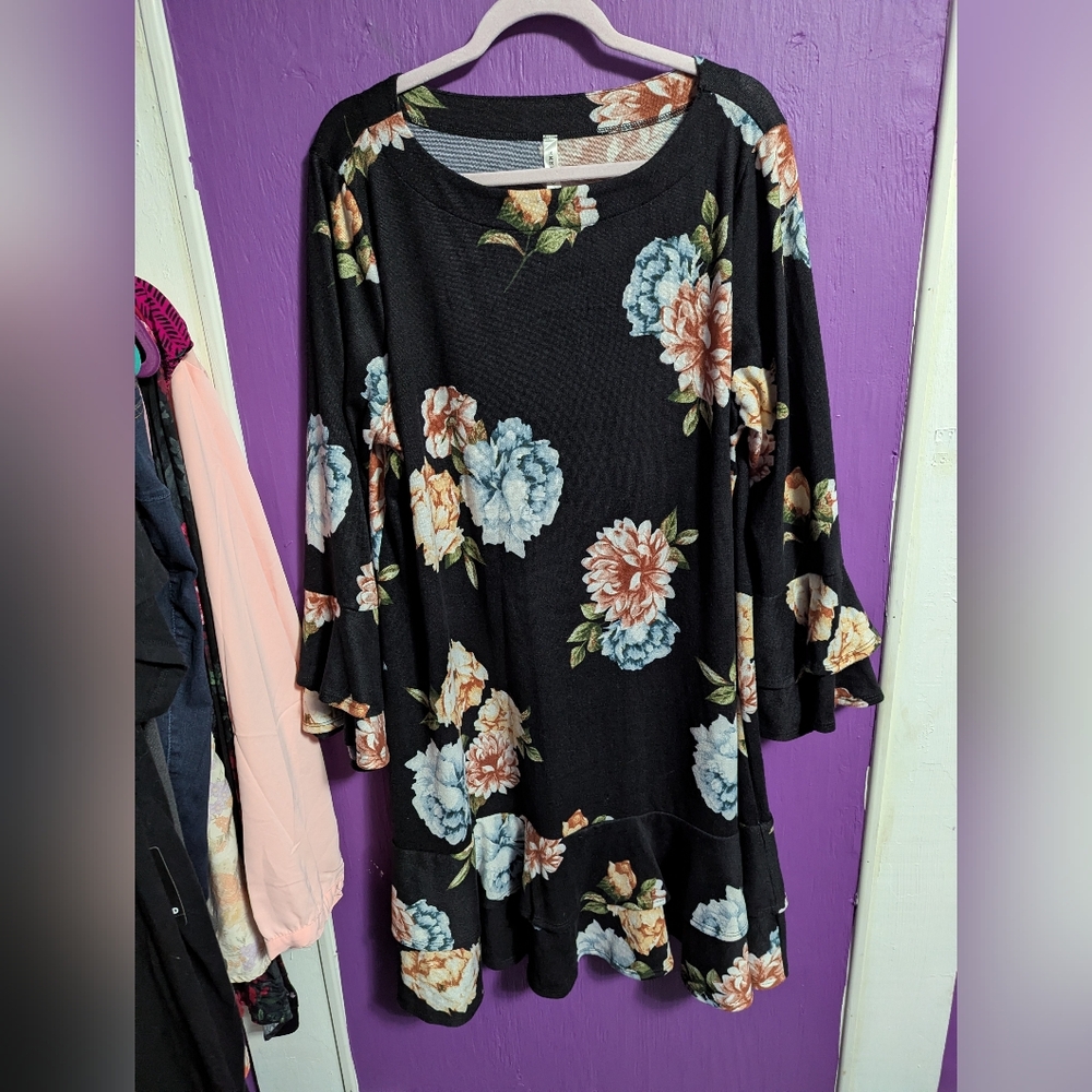 💜 Emerald Black Floral Plush 3/4 Ruffle Sleeve Midi Dress 3X 22 24